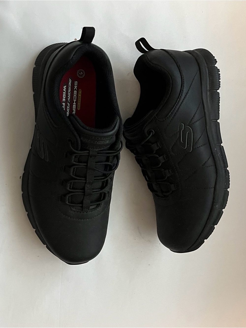 Skechers Women’s Black Sneakers - Picture 7 of 8